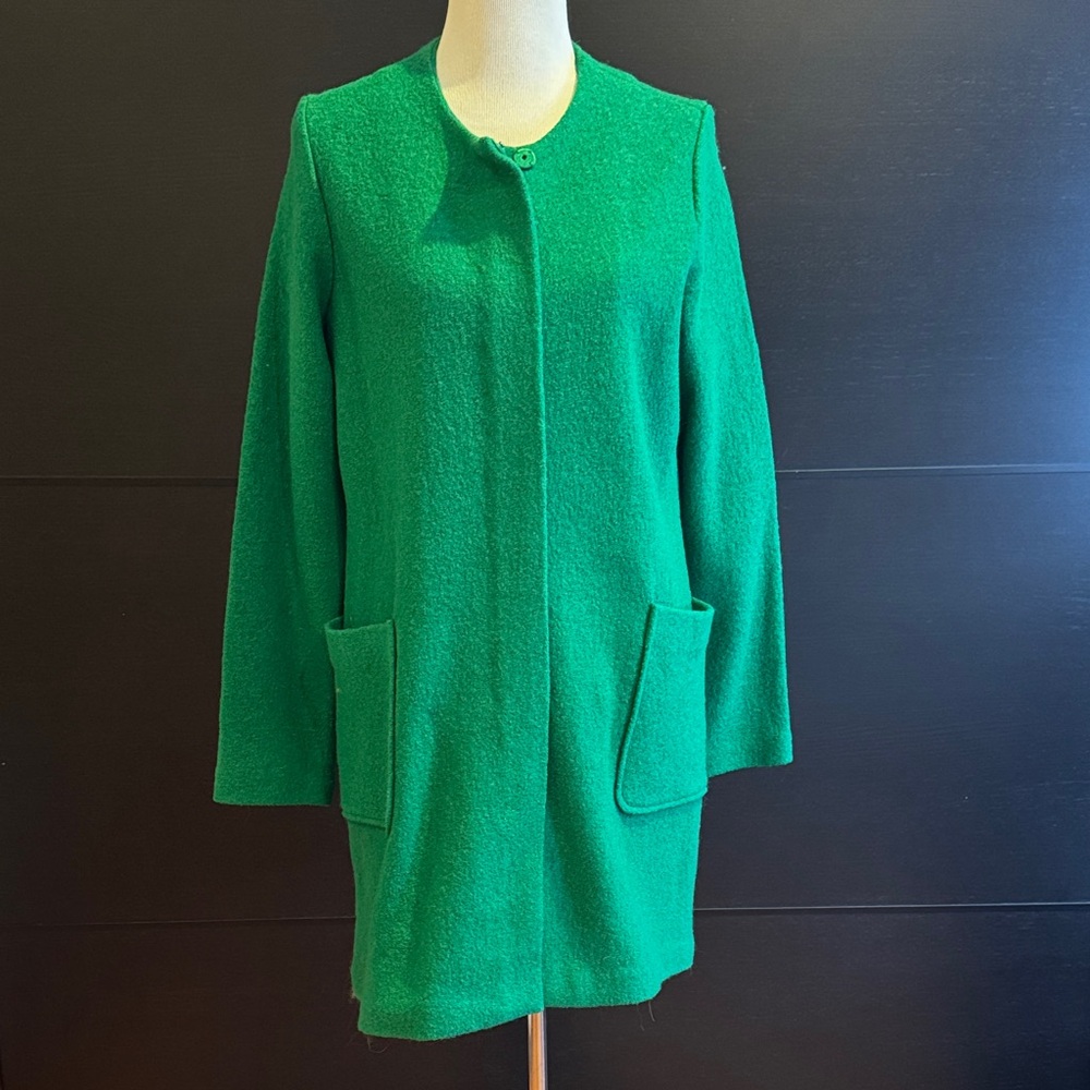 Max Studio Vibrant Green Women's Cape Coat